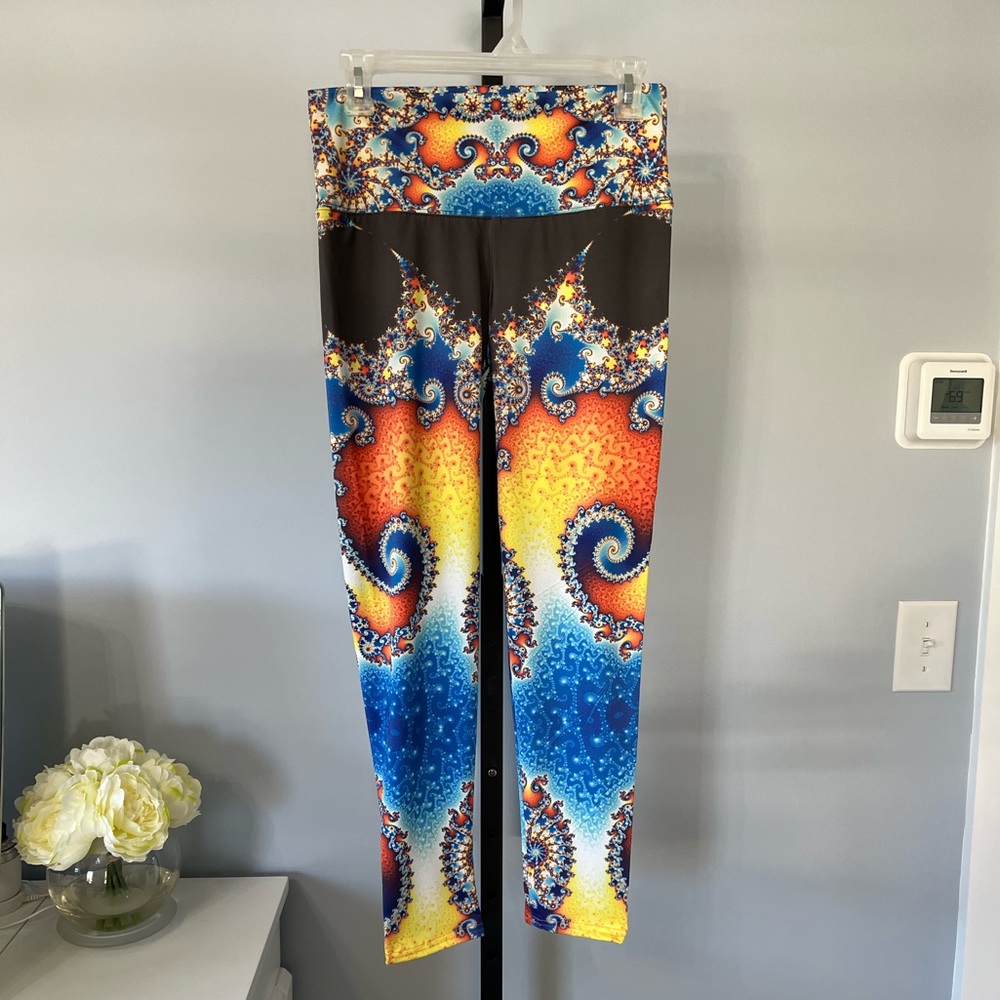 Om Shanti Clothing Leggings NWT